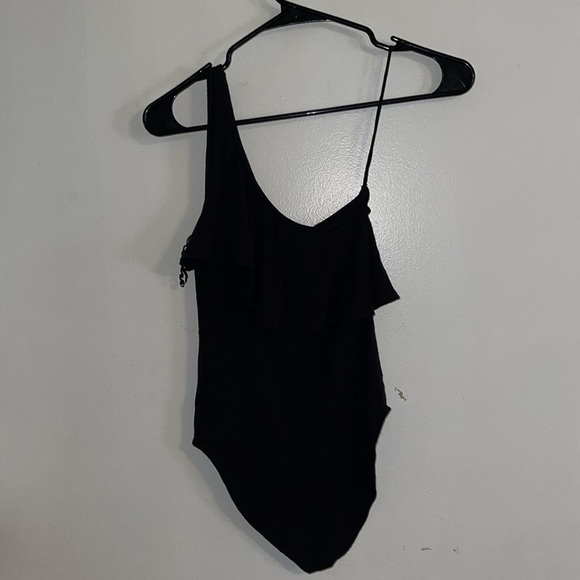 🎄AMERICAN EAGLE RUFFLE BODYSUIT - Picture 3 of 4